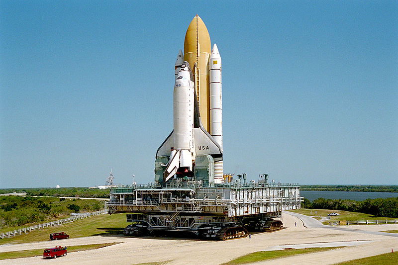 800px-Space_Shuttle_Columbia_rolls_out_to_Launch_Pad_39B.jpg